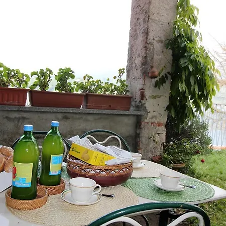 Piccola Dimora Sul Lago Dom wakacyjny Orta San Giulio